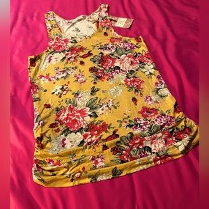 NWT pretty soft floral pink & yellow tank top,ruched sides,Chelsea & Violet, M
